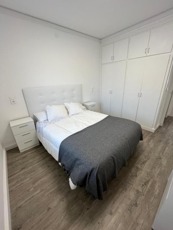 Apartamento En La Playa. Free Parking. Free Wifi L'Escala Exterior photo